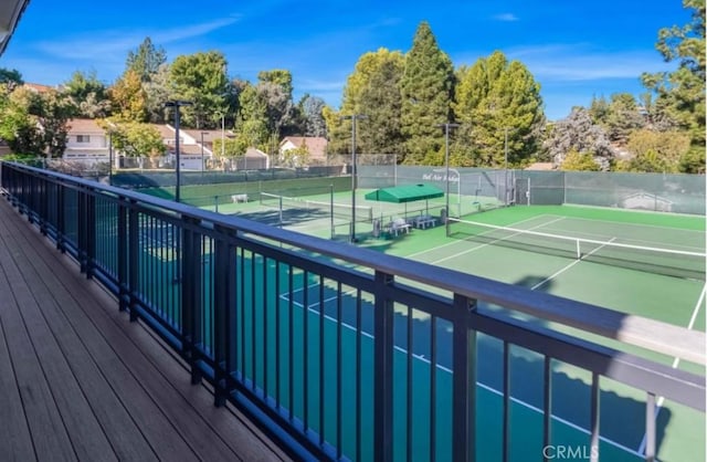 10411 Windtree Dr, Los Angeles, CA 90077 - view of tennis court
