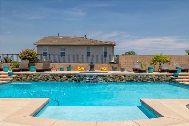 18094 Olivenhain Dr, Riverside, CA 92508 - view of pool featuring a pool with connected hot tub
