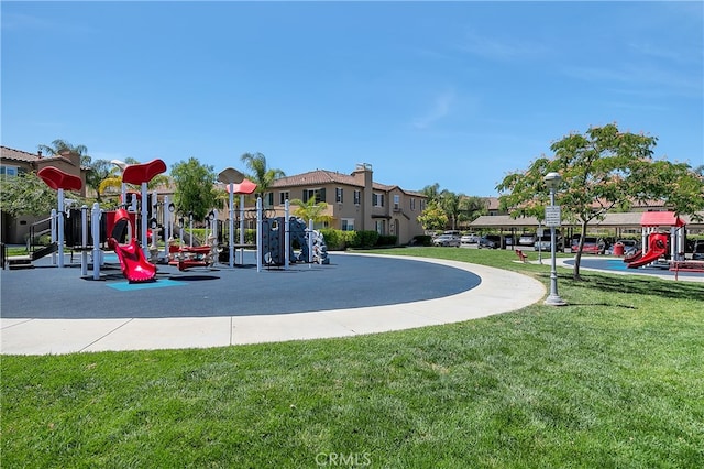 28385 Mirabelle Ln, Saugus, CA 91350 - community play area featuring a yard