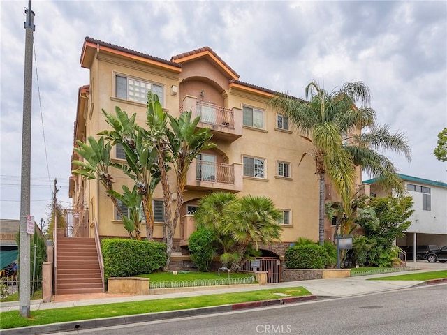 421 E Santa Anita Ave Unit 101, Burbank, CA 91501 - view of property with stairs