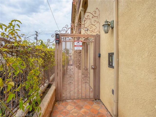 421 E Santa Anita Ave Unit 101, Burbank, CA 91501 - view of gate