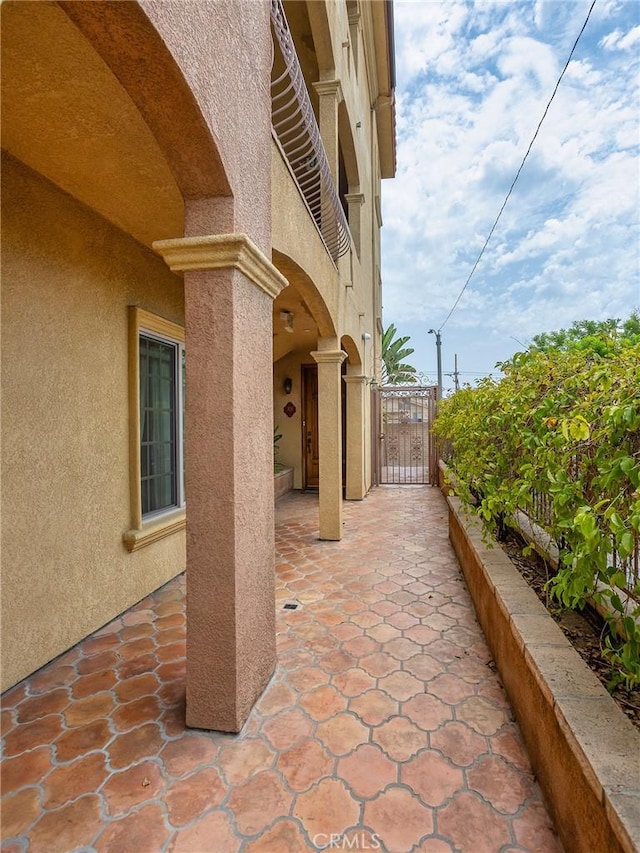 421 E Santa Anita Ave Unit 101, Burbank, CA 91501 - view of patio / terrace