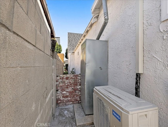 7827 S Hobart Blvd, Los Angeles, CA 90047 - photo 45