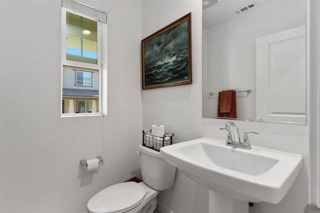 39381 Corvina Ln, Temecula, CA 92591 - half bath featuring a sink and toilet