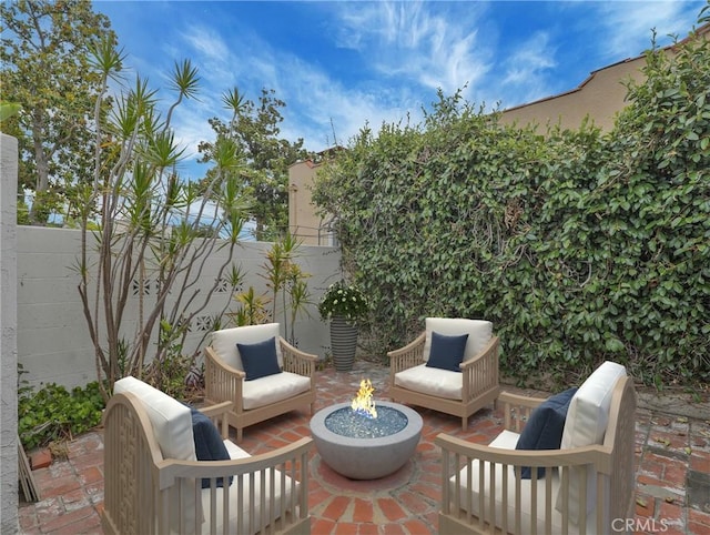 1017 Cordova Ave, Glendale, CA 91207 - view of patio with an outdoor living space with a fire pit