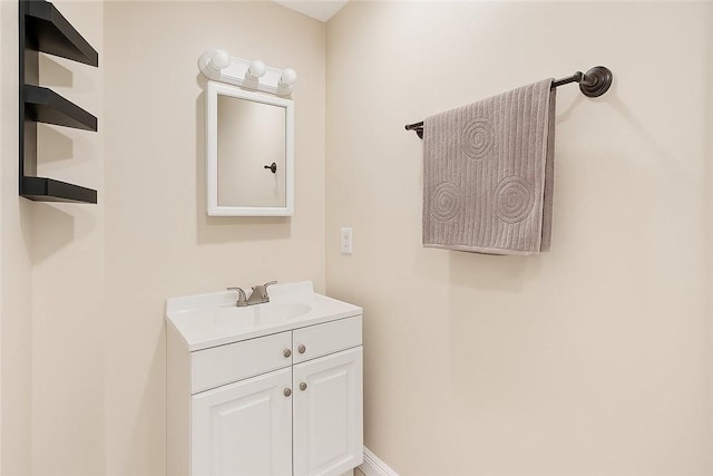 14658 Maclay St, San Fernando, CA 91345 - bathroom featuring vanity
