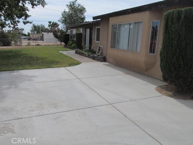 14537 Yucca St, Hesperia, CA 92345 - view of yard featuring a patio