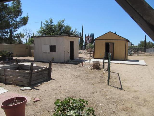 14537 Yucca St, Hesperia, CA 92345 - photo 35