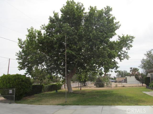 14537 Yucca St, Hesperia, CA 92345 - photo 31