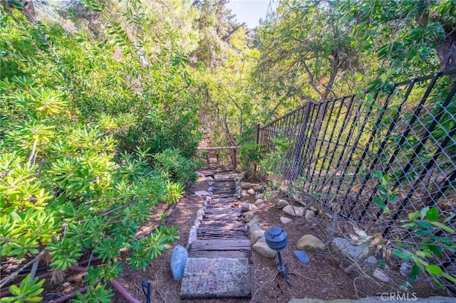 9472 Rembert Ln, Beverly Hills, CA 90210 - view of yard