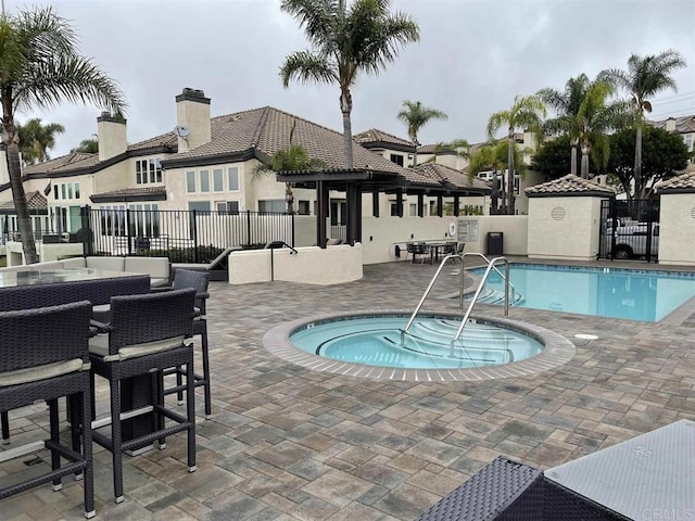 3309 Caminito Cabo Viejo, Del Mar, CA 92014 - community pool with a community hot tub and a patio area