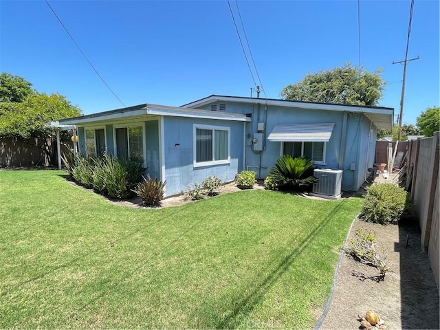 13431 Olympus Dr, Westminster, CA 92683 - rear view of property featuring a fenced backyard