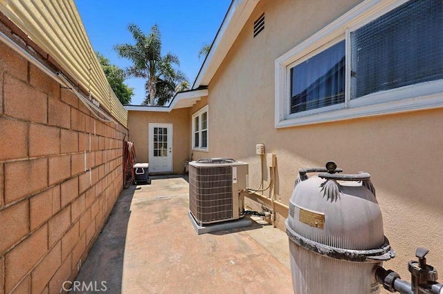 665 N Waterbury Ave, Covina, CA 91722 - view of patio