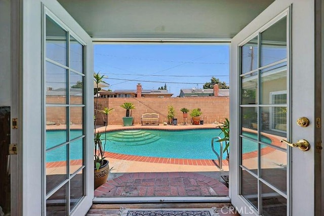 665 N Waterbury Ave, Covina, CA 91722 - view of pool