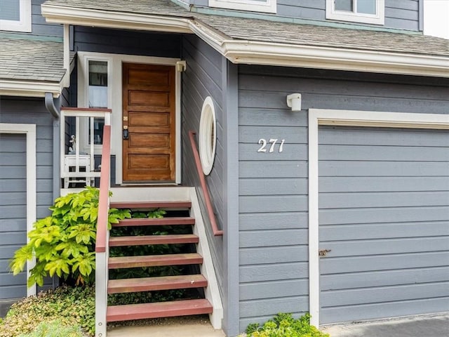 271 Vista Del Mar Unit 1, San Simeon, CA 93452 - property entrance with roof with shingles