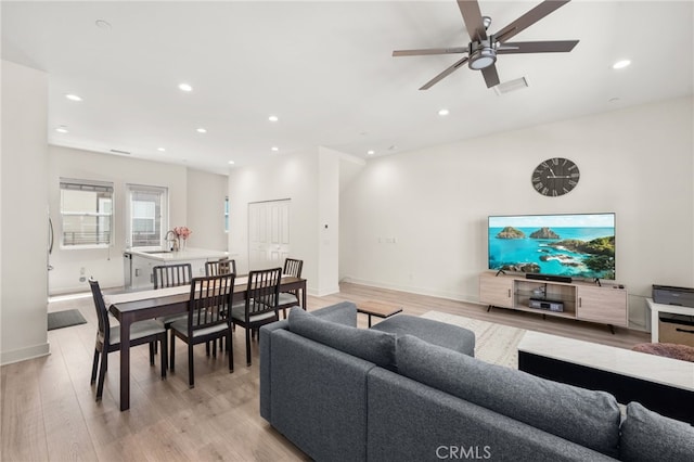 921 E Mason Ln Unit 28, Anaheim, CA 92805 - photo 3