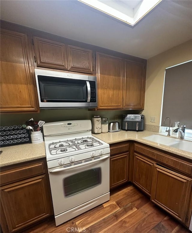 1510 Karon St, Redlands, CA 92374 - photo 3