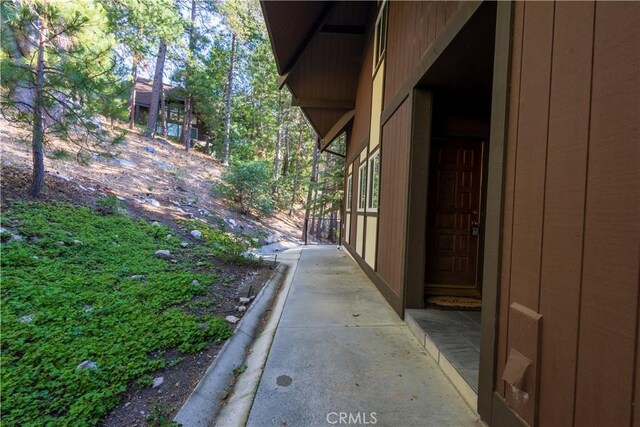 966 Willow Creek Rd Unit 14, Lake Arrowhead, CA 92352 - photo 6