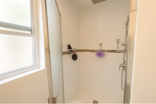6301 Coldwater Canyon Ave Unit 22, North Hollywood, CA 91606 - full bath with tiled shower