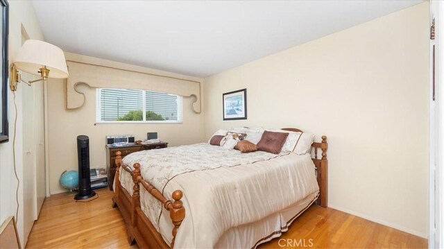 860 Knollwood Dr, Corona, CA 92882 - bedroom featuring light wood finished floors