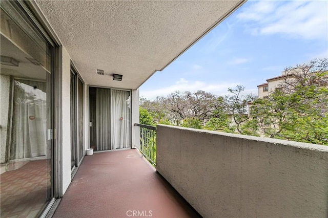 321 N Oakhurst Dr Unit 306, Beverly Hills, CA 90210 - photo 13