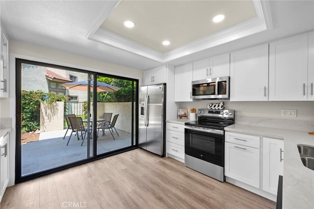 18325 Gum Tree Ln, Huntington Beach, CA 92646 - photo 14