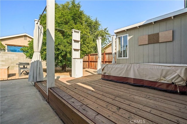 936 Gonzales St, Placentia, CA 92870 - wooden deck featuring a jacuzzi