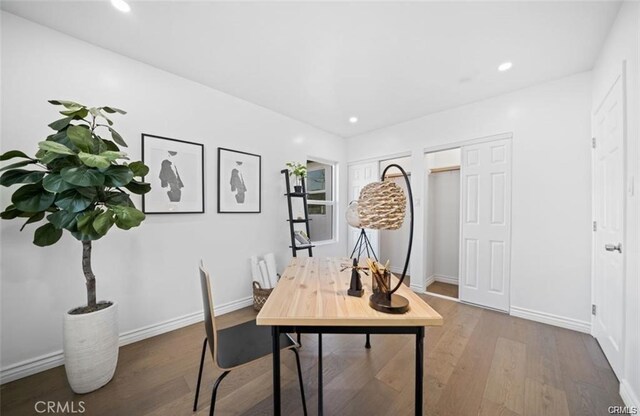 1484 N Clybourn Ave, Burbank, CA 91505 - photo 10