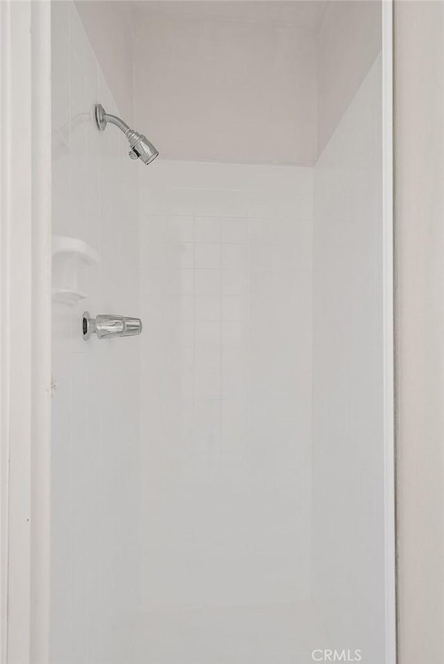 1157 Steffen St, Glendora, CA 91741 - full bathroom featuring tiled shower