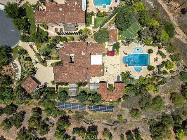 1377 Versante Cir, Corona, CA 92881 - aerial overview of property's location with a pool area