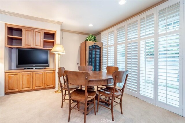 740 S Orange Grove Blvd Unit 7, Pasadena, CA 91105 - dining area featuring light colored carpet, ornamental molding, and recessed lighting