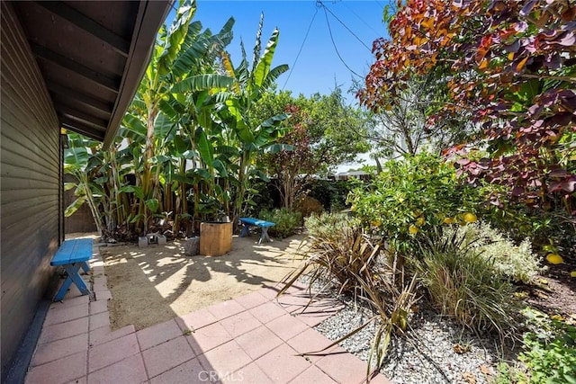 1111 Dawson Ave, Long Beach, CA 90804 - view of patio / terrace