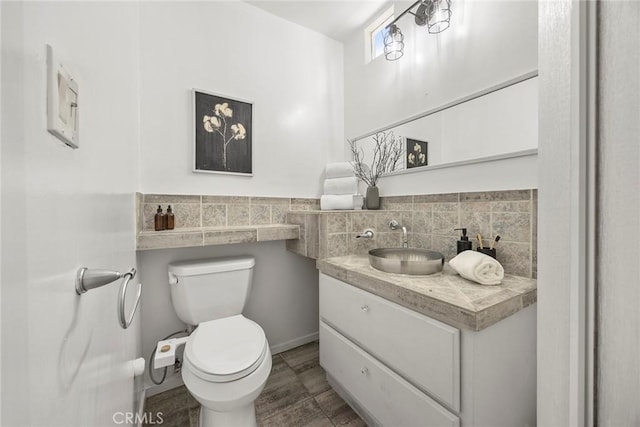 1111 Dawson Ave, Long Beach, CA 90804 - bathroom with toilet and vanity