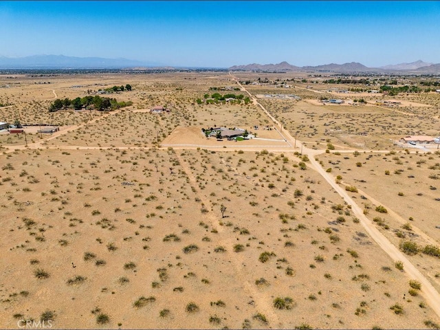 24127 Zuni Rd, Apple Valley, CA 92307