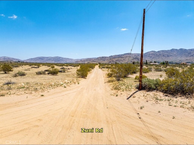 24127 Zuni Rd, Apple Valley, CA 92307