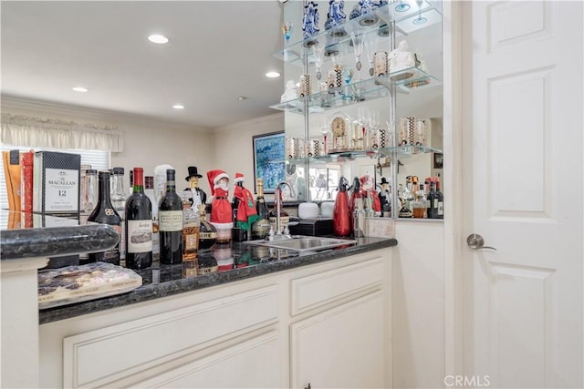 1936 W Cherry Dr, Orange, CA 92868 - indoor wet bar featuring crown molding and recessed lighting
