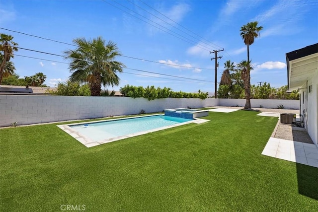 2002 N Whitewater Club Dr N, Palm Springs, CA 92262 - view of swimming pool featuring a fenced backyard and a pool with connected hot tub