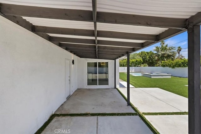 2002 N Whitewater Club Dr N, Palm Springs, CA 92262 - fenced backyard with a patio