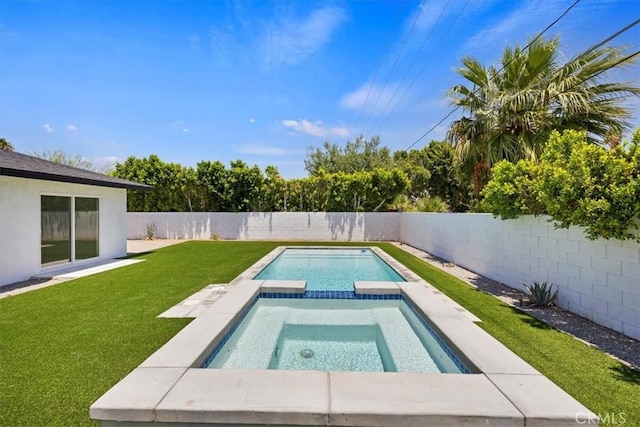 2002 N Whitewater Club Dr N, Palm Springs, CA 92262 - view of pool featuring a fenced backyard and a pool with connected hot tub