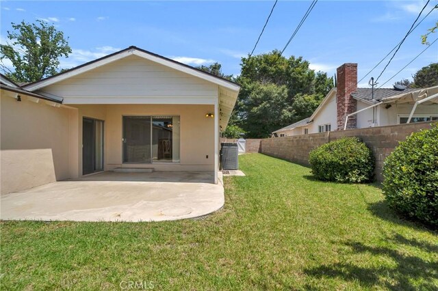 18944 Prairie St, Northridge, CA 91324 - rear view of property featuring a patio and stucco siding