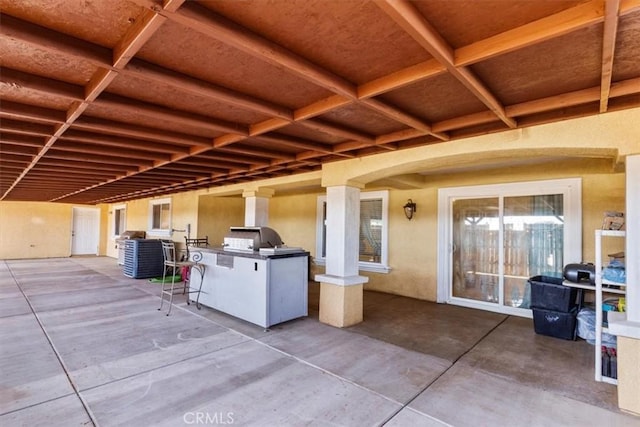 17635 Verde St, Hesperia, CA 92345 - view of patio / terrace with exterior kitchen