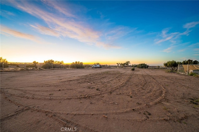 12140 Mission St, Oak Hills, CA 92344 - photo 4