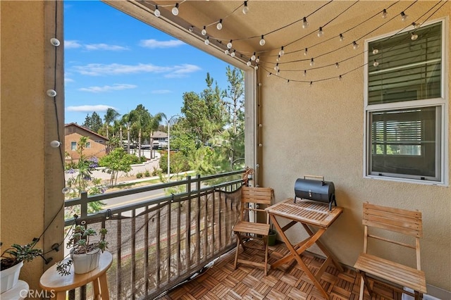677 Savi Dr Unit 101, Corona, CA 92878 - view of balcony