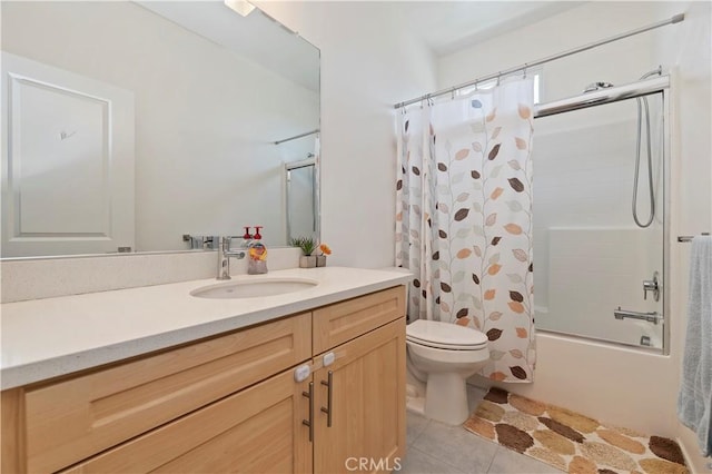 677 Savi Dr Unit 101, Corona, CA 92878 - bathroom with vanity, shower / bathtub combination with curtain, and tile patterned floors