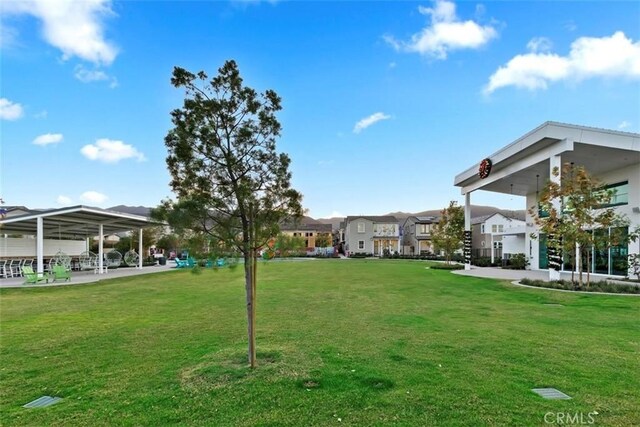 2275 Melogold Way, Corona, CA 92883 - view of grassy yard with a residential view