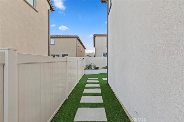 2275 Melogold Way, Corona, CA 92883 - view of yard