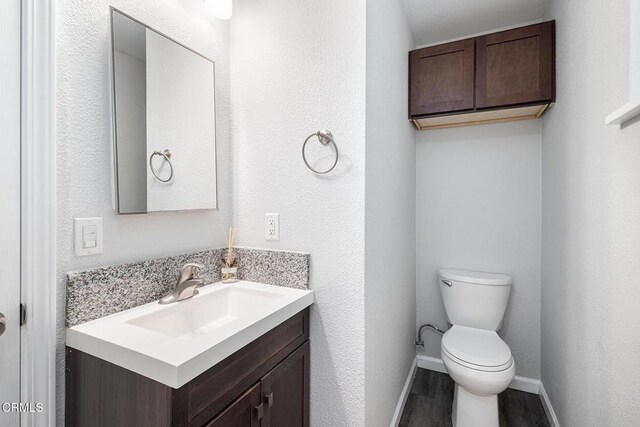 8212 Parkview Dr, Ventura, CA 93001 - photo 13