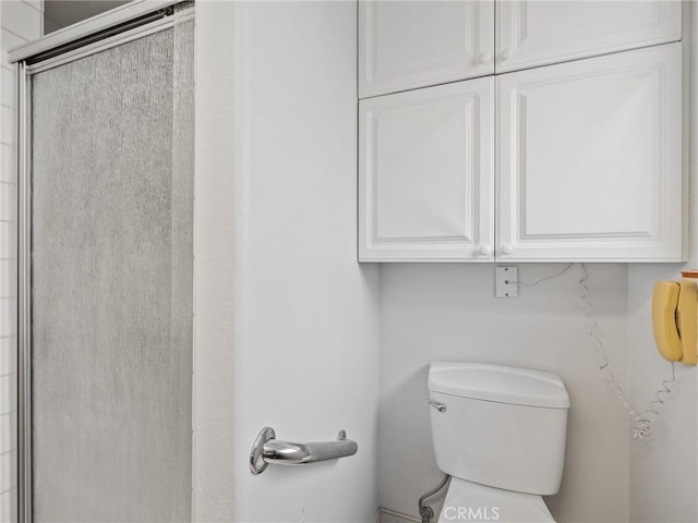 7556 Glider Ave, Hesperia, CA 92345 - full bath featuring a shower stall and toilet