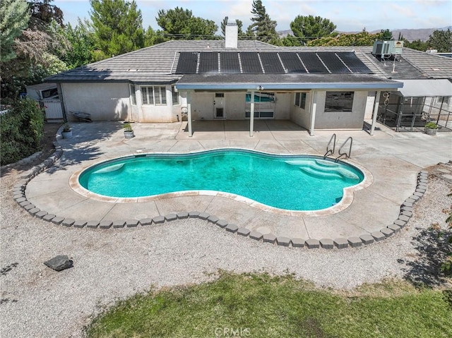 7556 Glider Ave, Hesperia, CA 92345 - swimming pool featuring a patio area