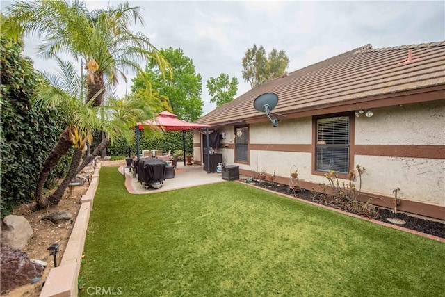 747 De Jesus, Placentia, CA 92870 - view of grassy yard with a patio area